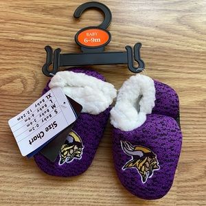 NFL Viking baby Slippers 6-9 months